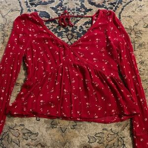 Flowy, lightweight, floral shirt for spring